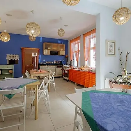 Red Carpet Hostel